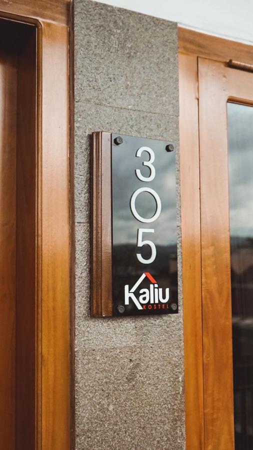 Hotel Kaliu Pacitan Buitenkant foto