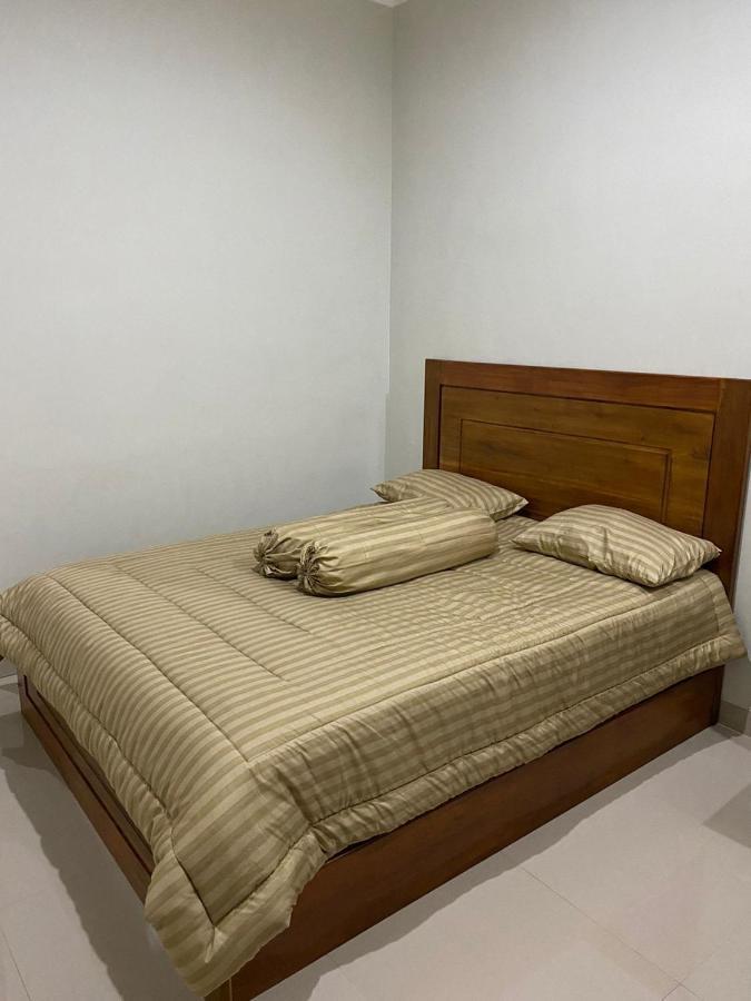 Hotel Kaliu Pacitan Buitenkant foto